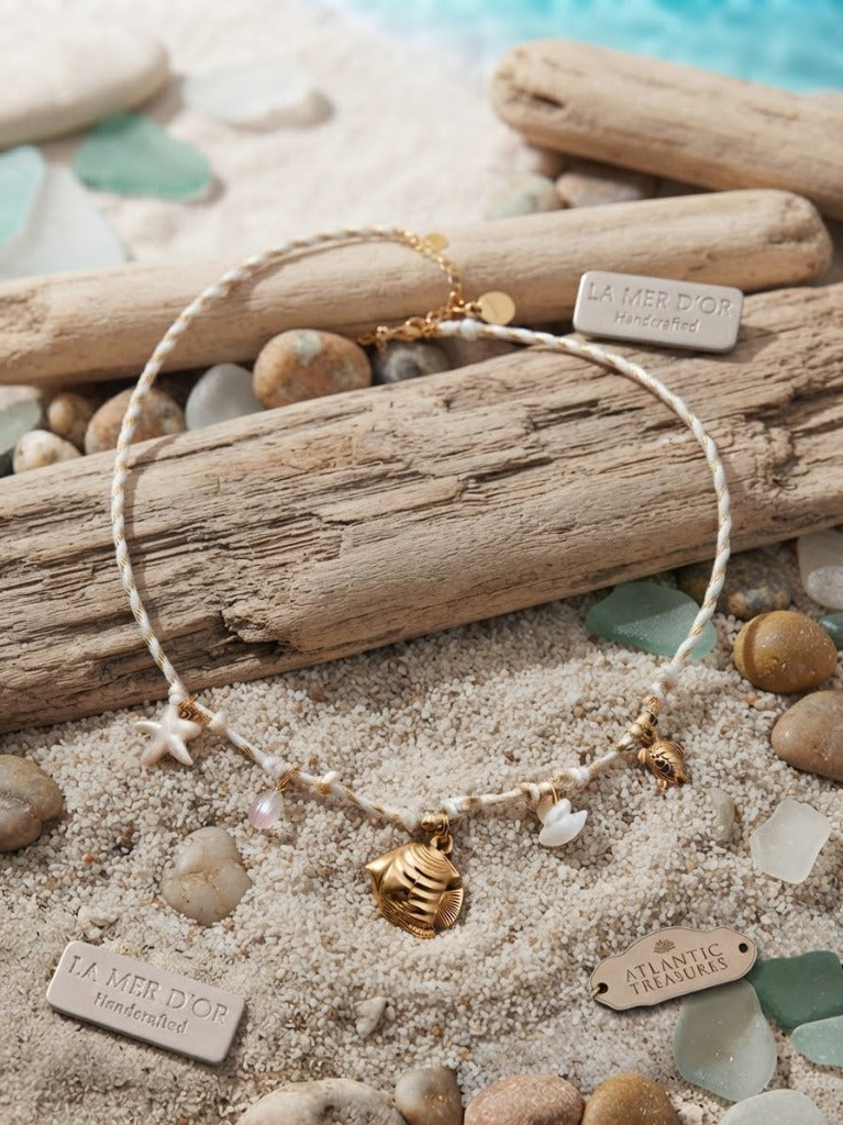 Collier Cordon Tressé Blanc & Doré avec Poisson Tropical Doré 3D, Tortue Marine & Étoile de Mer Nacre - Acier Inoxydable 316L
