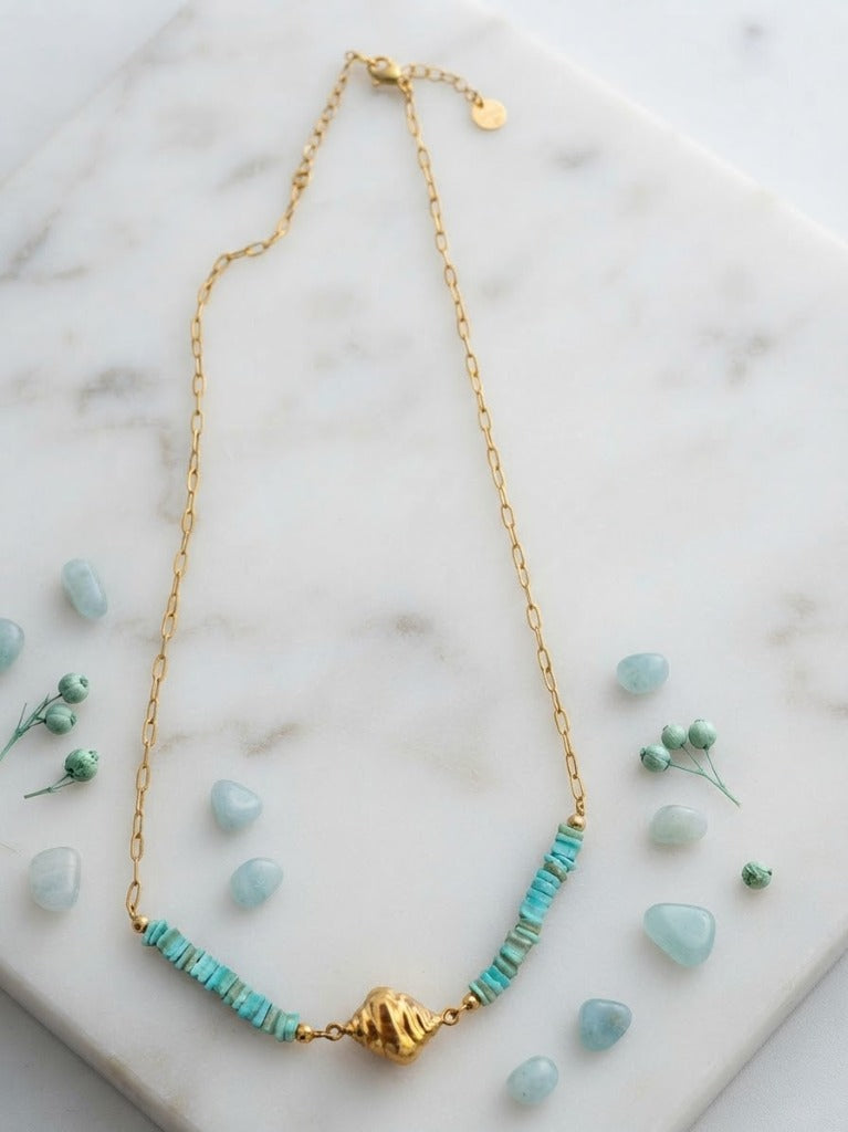 Collier Maille Rectangulaire & Coquillage Conque Doré avec Heishi Turquoise & Bleu Clair / Vert d'Eau - Acier Inoxydable 316L