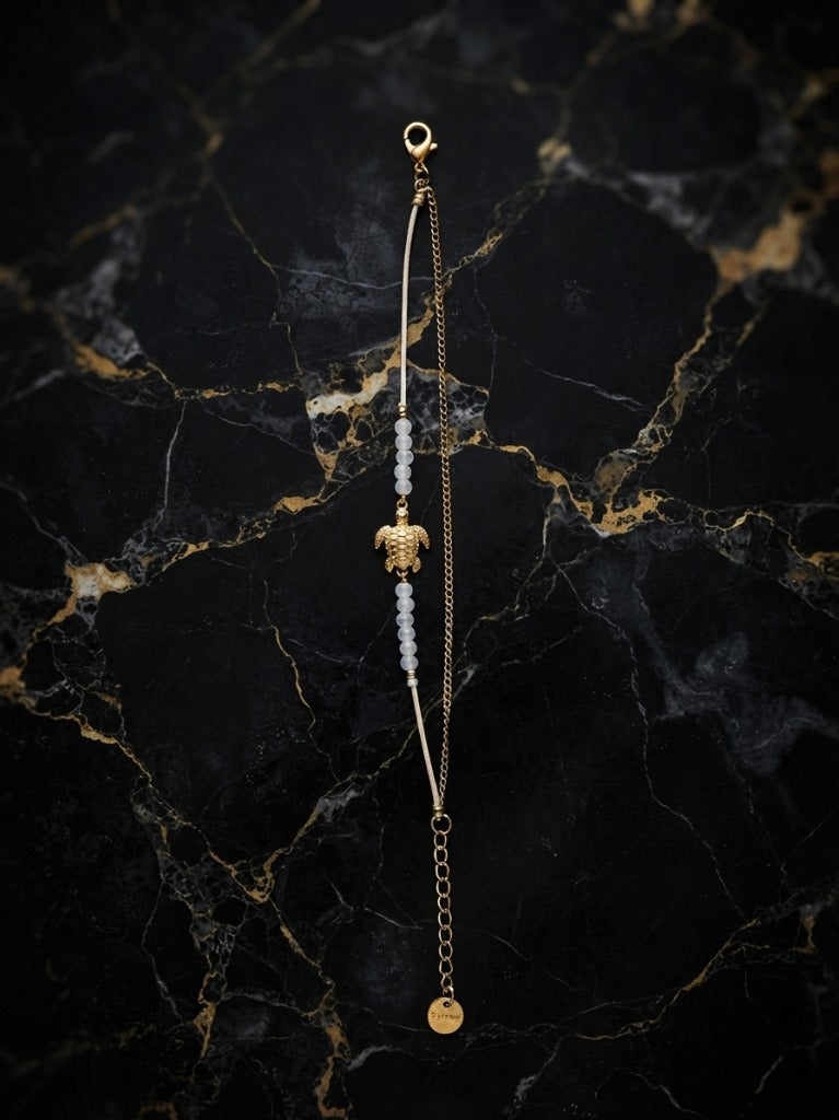 Bracelet Double Rang Tortue Marine Dorée, Pierre de Lune & Cordon Crème - Acier Inoxydable 316L