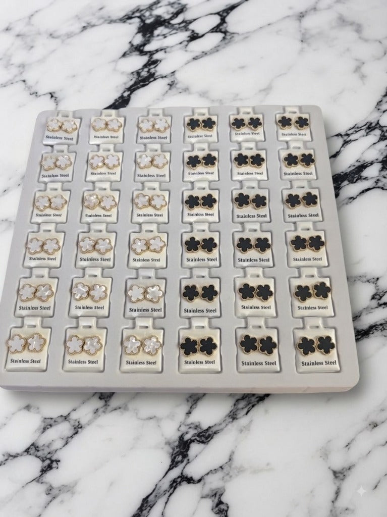 Pack Revendeur Présentoir 36 Paires Boucles d'Oreilles Trèfle Acier Inox (Nacre Blanche & Onyx Noir)