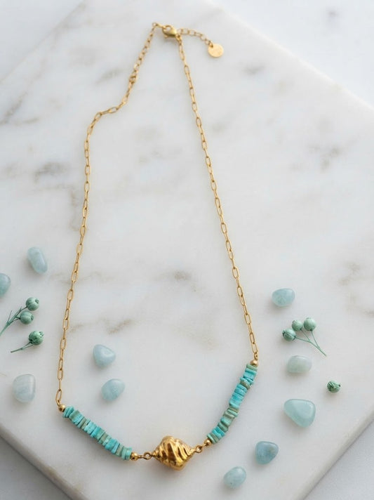 Collier Maille Rectangulaire & Coquillage Conque Doré avec Heishi Turquoise & Bleu Clair / Vert d'Eau - Acier Inoxydable 316L